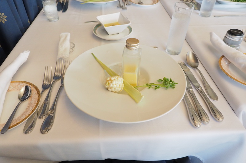 露出補正を使って明るくしました。明るくしただけで写真が一気に華やかになりました。