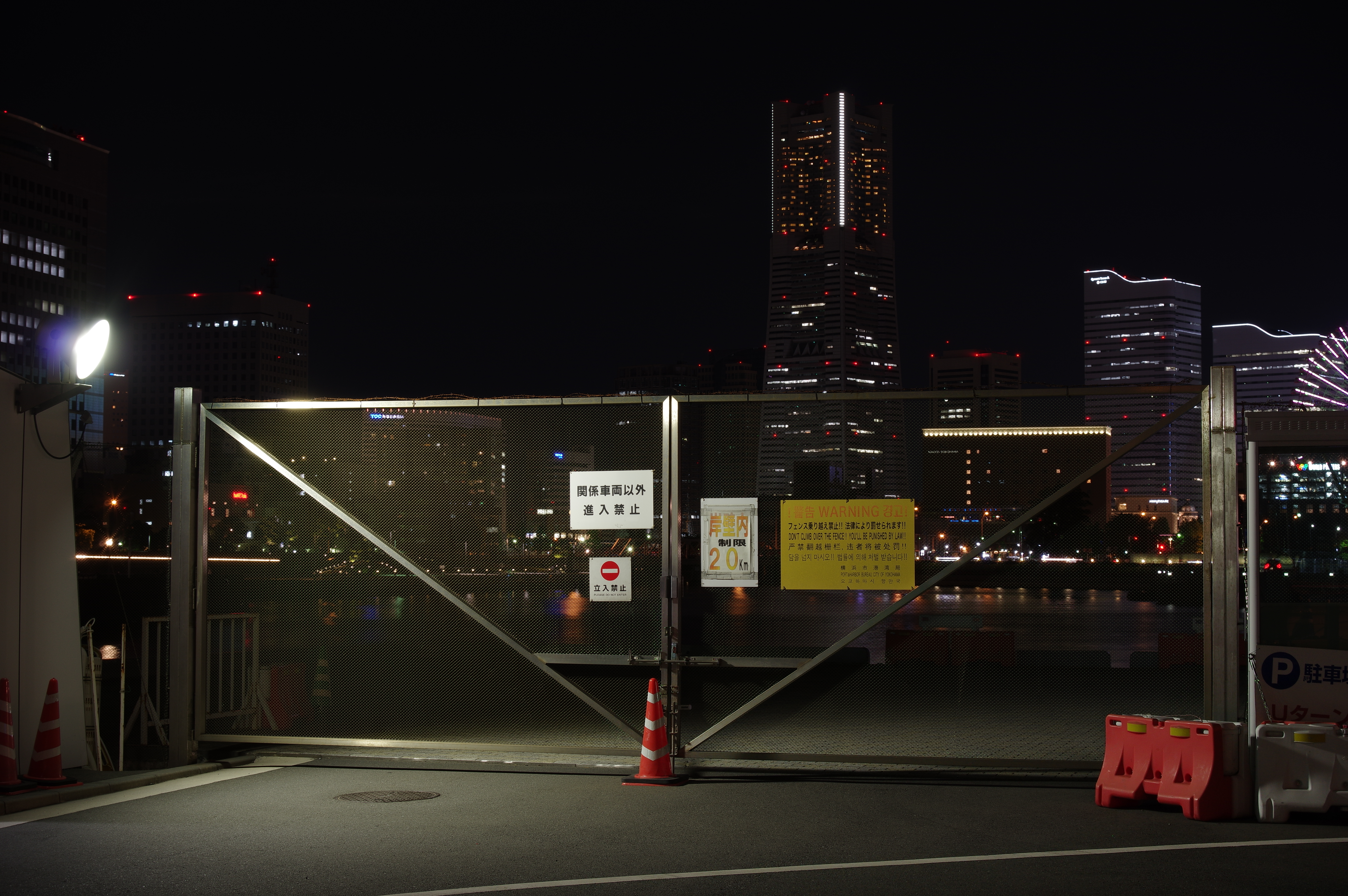 ISO250 / F9 / 1.3秒