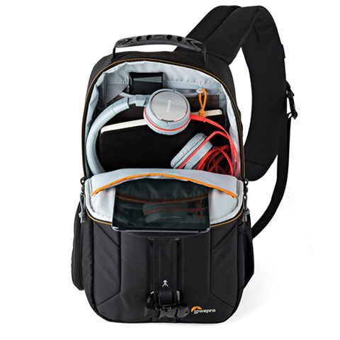 Lowepro、安定性・機動性を高めた小型スリングバッグ - デジカメ