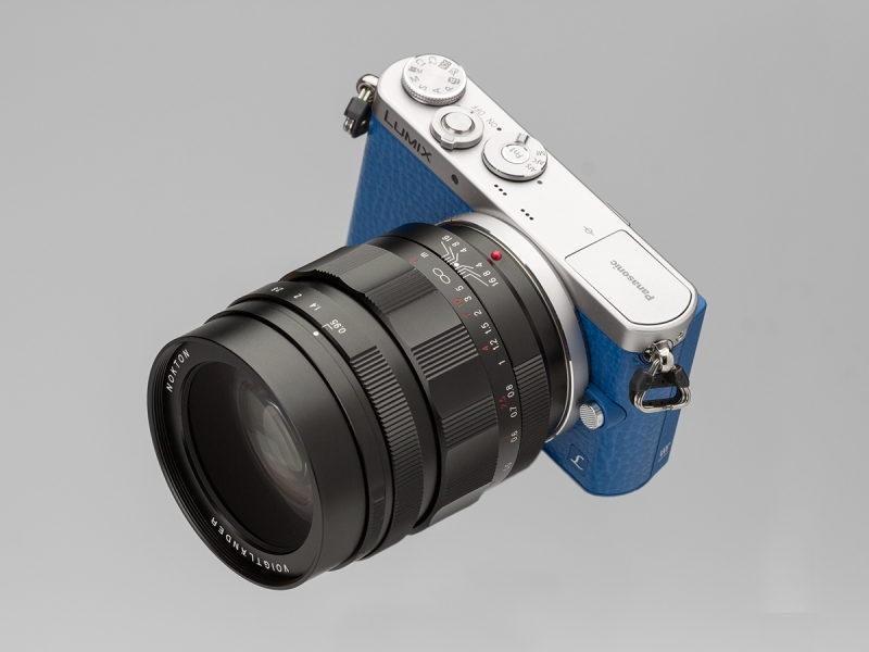 NOKTON 42.5mm F0.95。ボディはパナソニックDMC-GM1S。