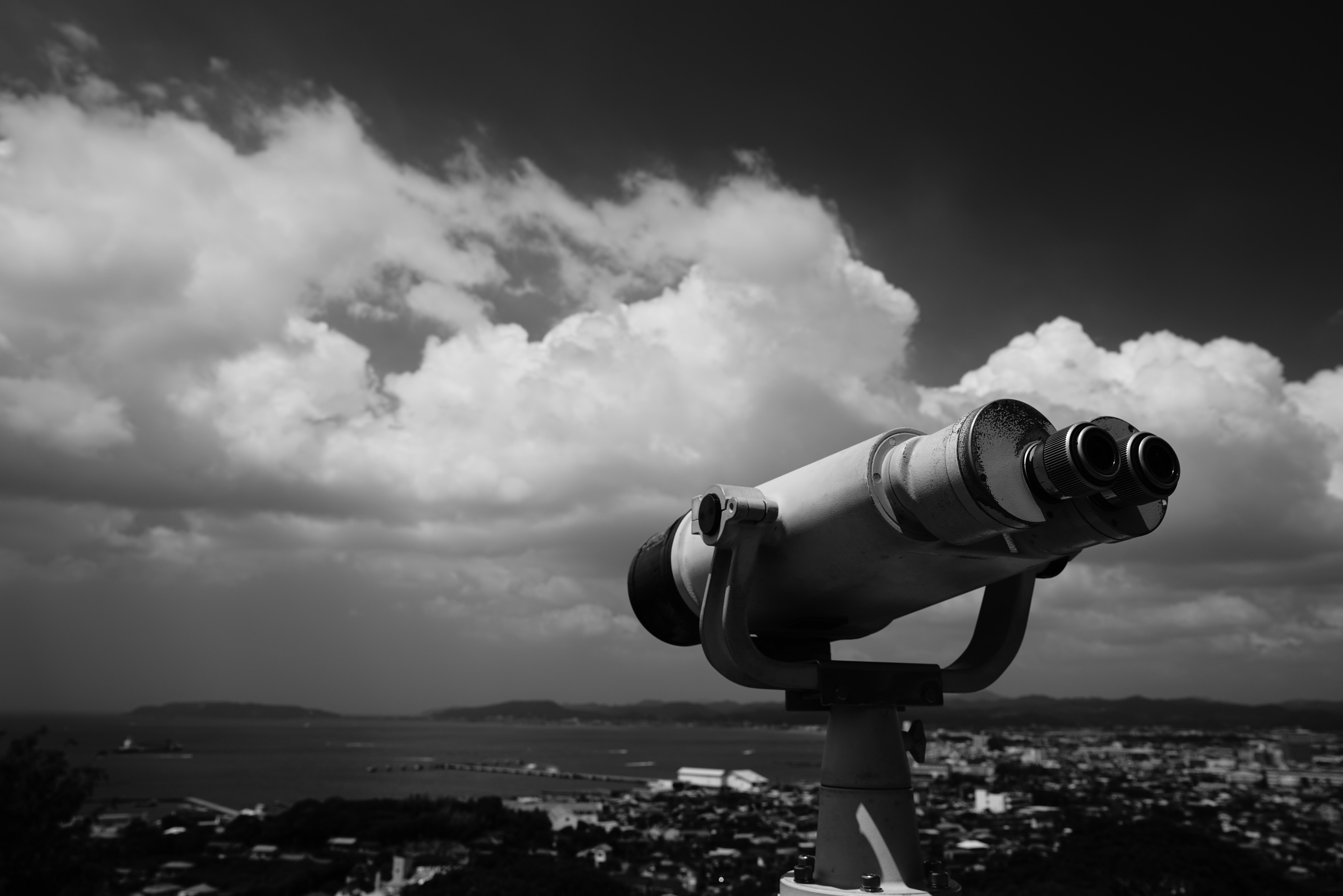 Vario-Tessar T* FE 24-70mm F4 ZA OSS / ISO100 / F8 / 1/250秒 / 27mm