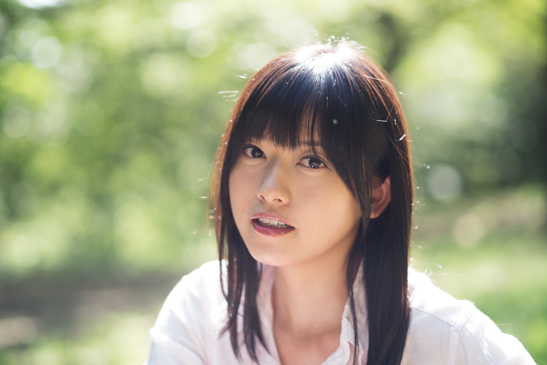 近距離でのボケはこんな感じ。周辺では口径食による玉ボケの楕円化が若干あるけれど、気になるほどではない。LEICA M（Typ240） / ISO1000 / F2 / 1/2,000秒 / WB:オート