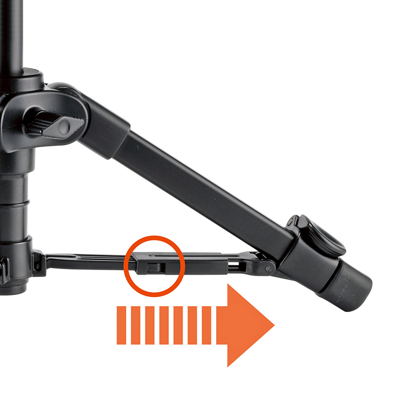 フル開脚機構を備え、脚部を通常よりもさらに開くことが可能