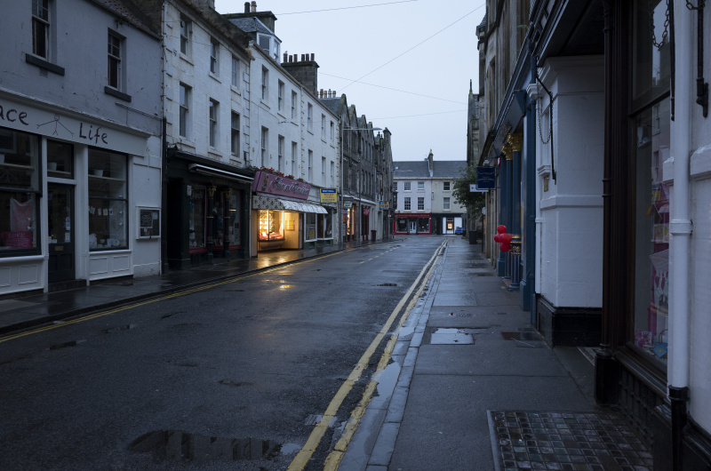 28mm相当・プログラムオート・F4・1/30秒・ISO400・WB：オート・シングルAF