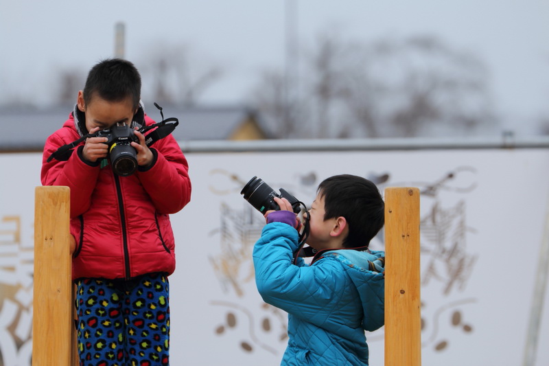 撮影体験の様子（宮城県南三陸町 2014年）