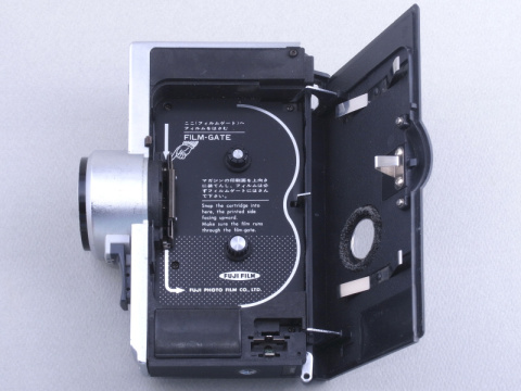 切り貼りデジカメ実験室：FUJINON 13mm F1.1をPENTAX Q-S1に装着