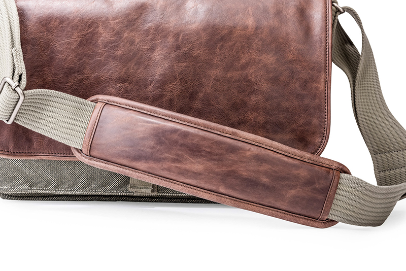 レザーショルダーパッド