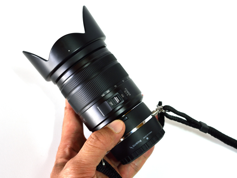 外す時はリリースボタンを押す