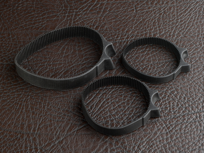 TAABはミニ、スタンダード、ヘフティの3サイズ展開。価格は税別1,900円～2,500円だ