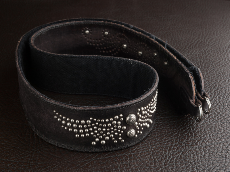 ヴァイヒィエ・ブリーゼの40mm“unleash wings”Strapは税込2万5,920円だ