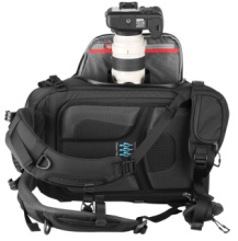 ハクバ「GW-PRO G2」カメラバッグの中型タイプ - デジカメ Watch Watch