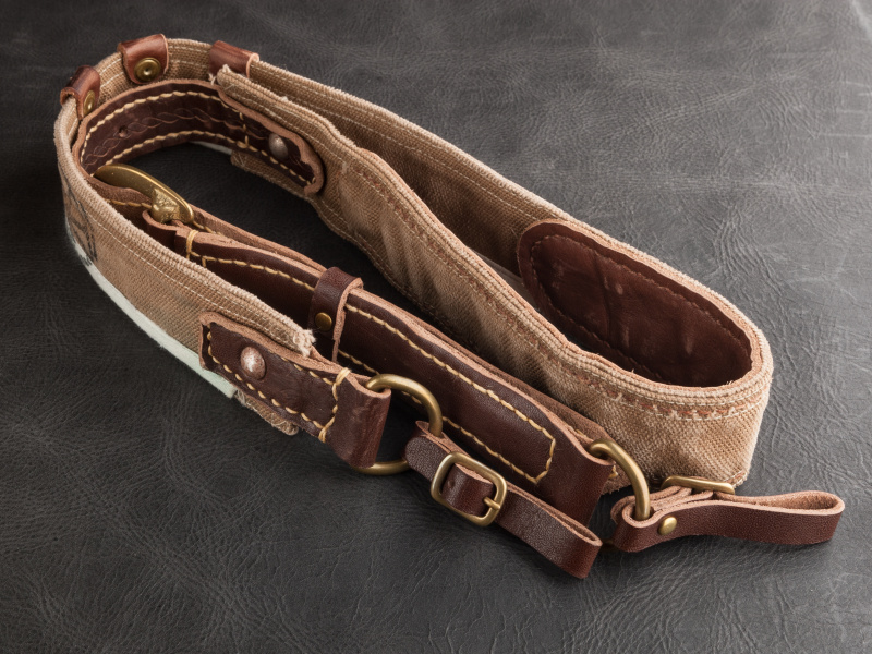 0291ファクトリーのタイムストラップは税込1万6,500円。ビンテージ感の強いデザインだ