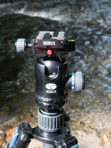 SIRUI シルイ 防水カーボン三脚 W-2204 Waterproof Carbon Fiber Tripod (W-2204) - SIRUI®Official Store