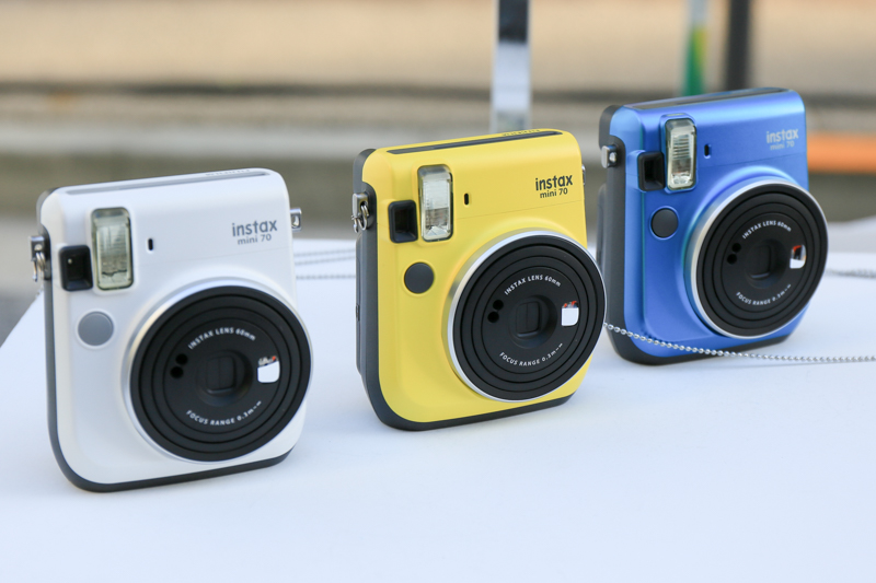 “チェキ” instax mini 70。