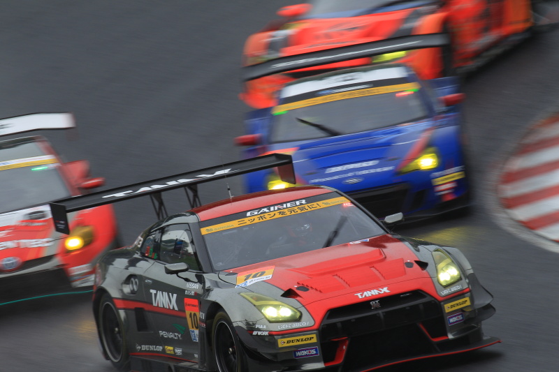 どら猫さん「混沌」　ヘアピンでの接近戦を狙いました