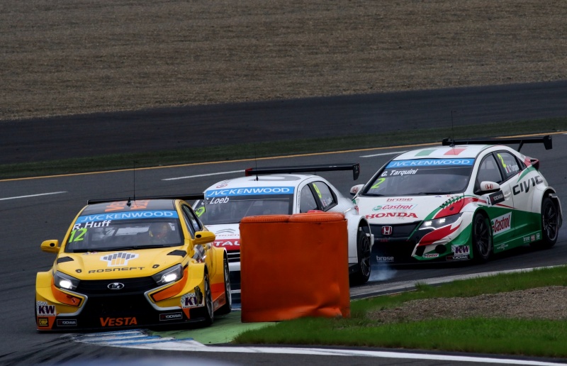 のりぞうさん「ラダトレイン」　レース2終盤の3台のアツイバトルを撮影