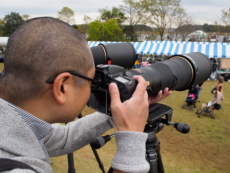 超望遠レンズ「AF-S NIKKOR 500mm f/4E FL ED VR」なども試用可能。