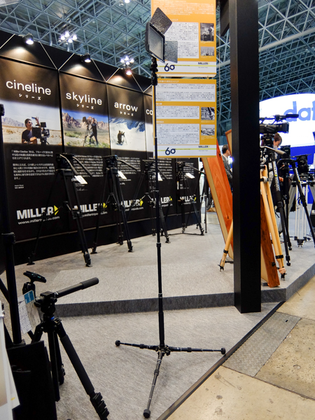 参考出品のポールの使用例