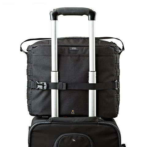 ロープロ、バリスティックナイロン採用のショルダーバッグ - デジカメ