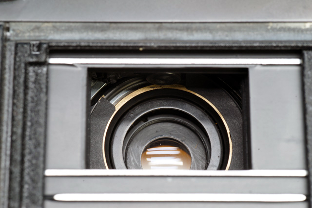 L-M Type MASKを使用した場合（カメラは「Leica M5」レンズは「SUPER ROKKOR 45mm 2.8」）