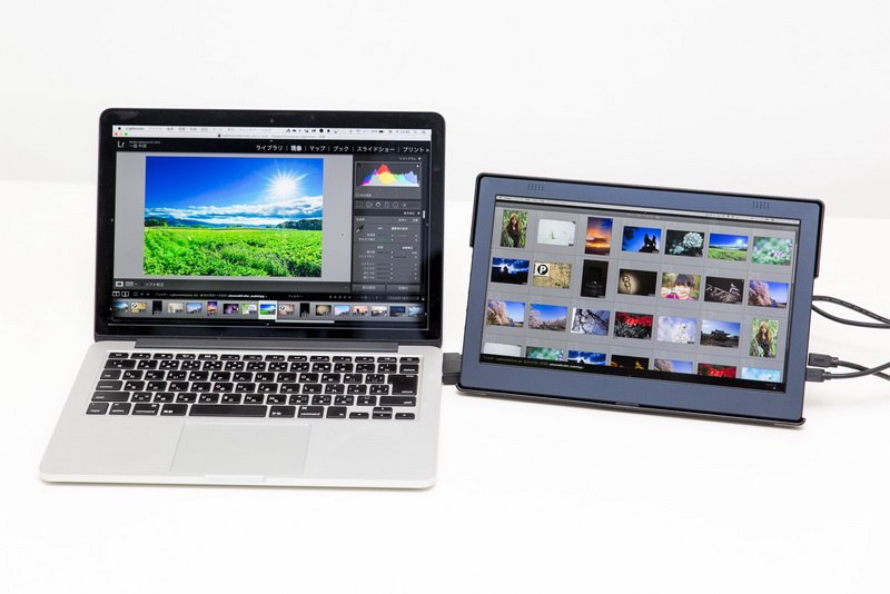 Lightroom使用時に右に一覧、左のメインディスプレイで編集といったデュアルディスプレイ環境が使える。
