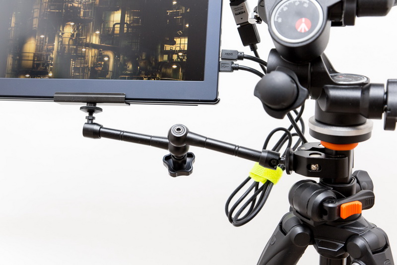 カメラに繋いで使ってみる