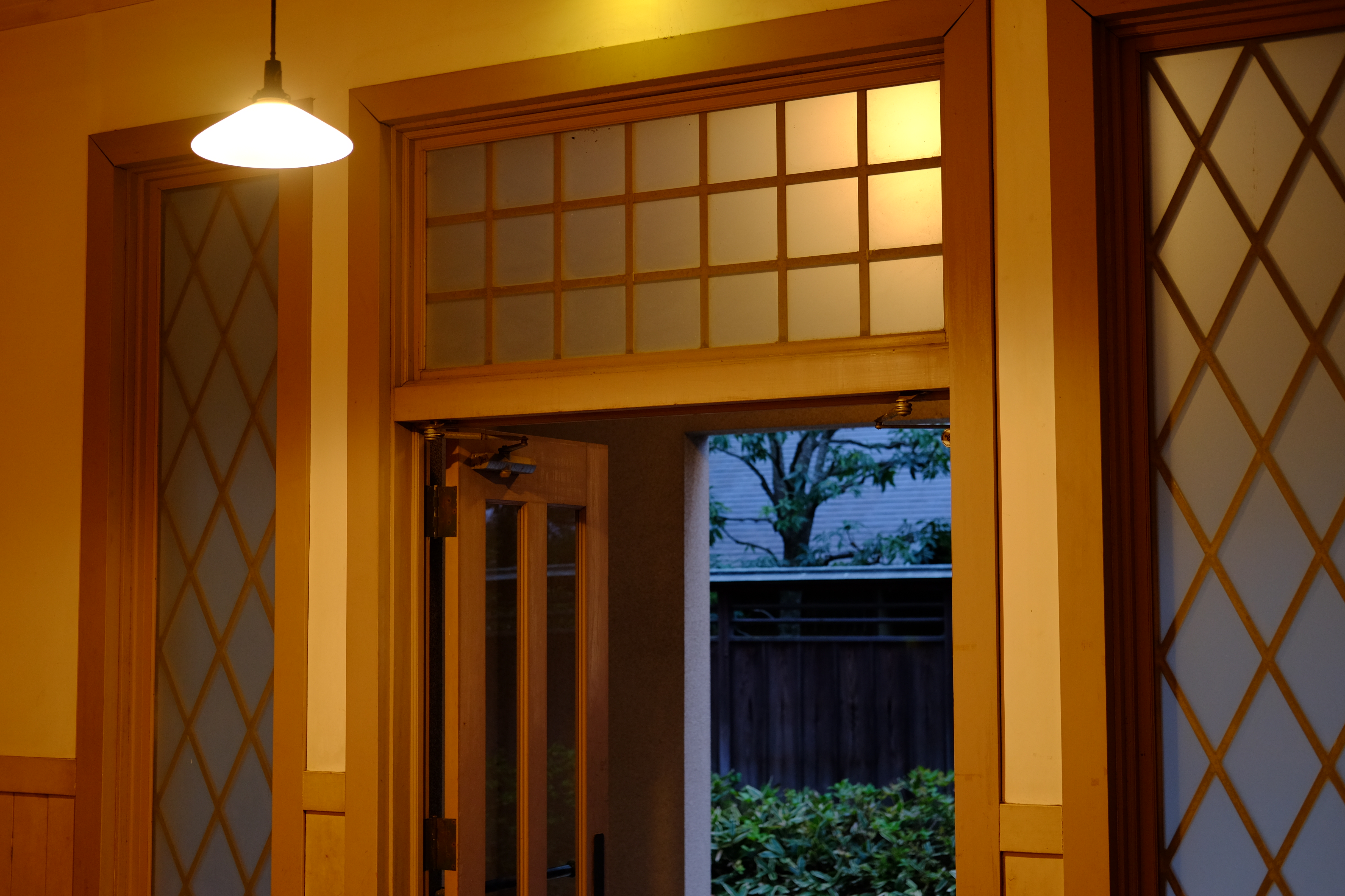 X-T10 / 1/7秒 / F2.8 / -0.3EV / ISO400 / 絞り優先AE / 35mm