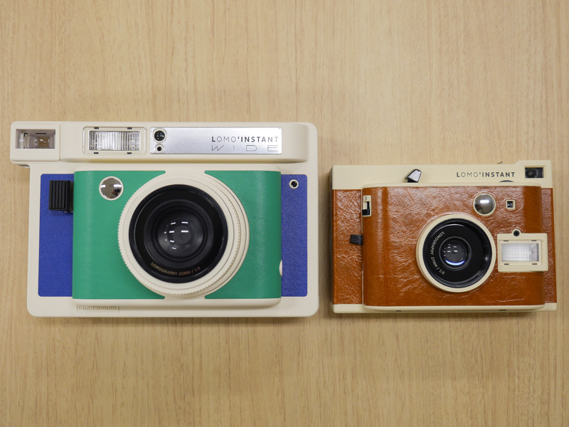 Lomo'Instant Wide（左）は、LOMO'INSTANT（右）に比べるとひと回り大きいですね