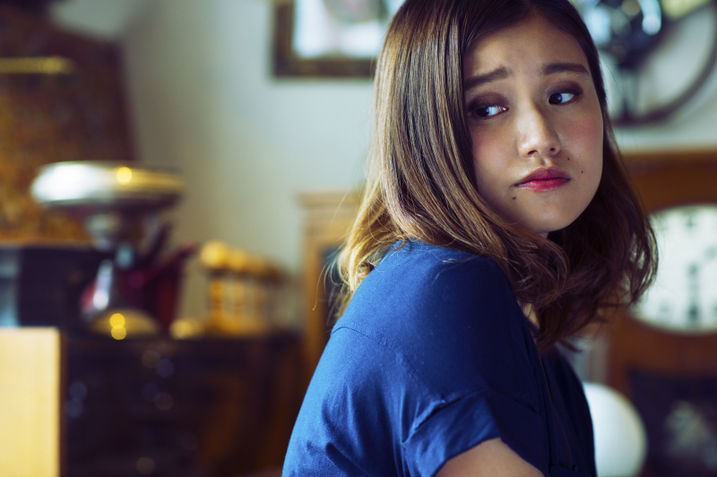 完成画像。全体的にコントラストが強く、色にも深みがあります。トーンカーブを使った絵づくりは、カーブのつけ方でいかようにも描写の内容が変わるのも面白いところです。