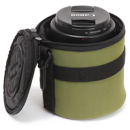 伸縮性があり、縦最大145mmまで収納できる