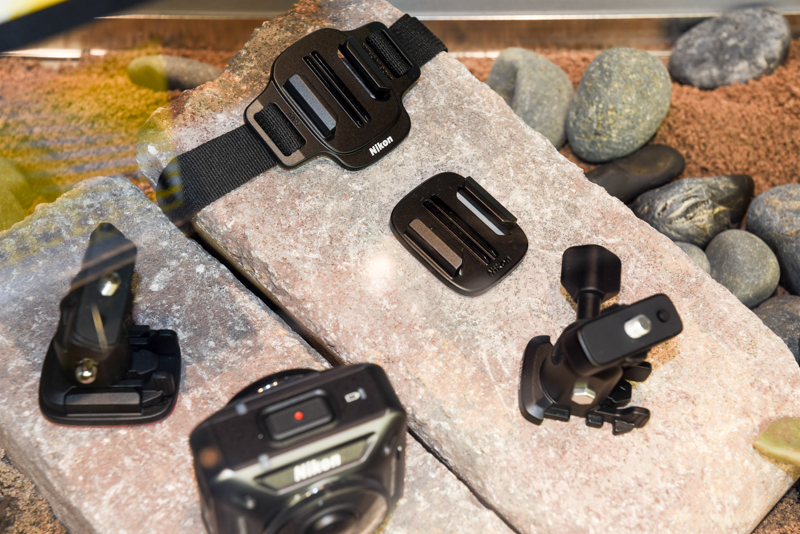 様々なアクセサリーが用意されるようだ。