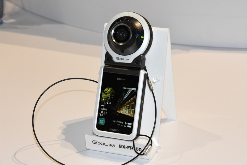EX-FR100も複数展示してあった。