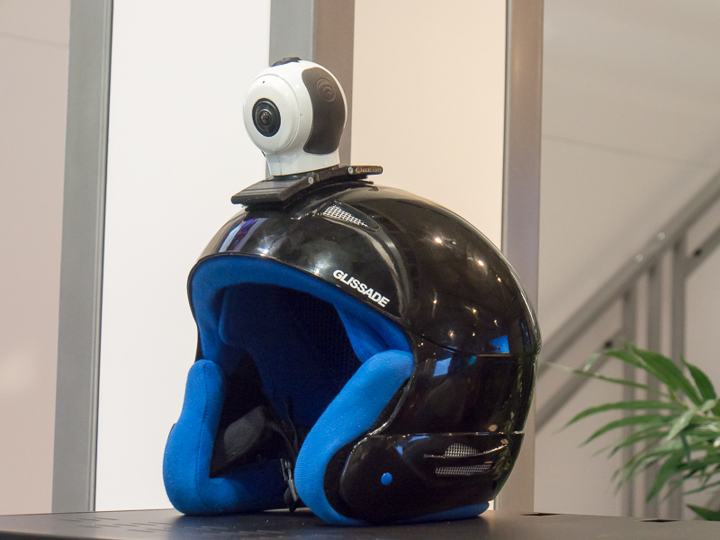 ヘルメットマウント