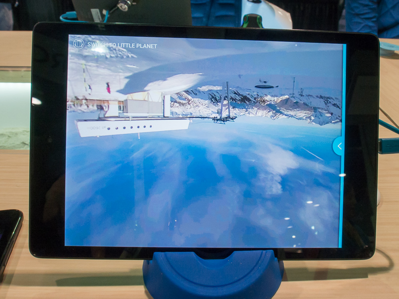 専用アプリで360度画像を表示できる