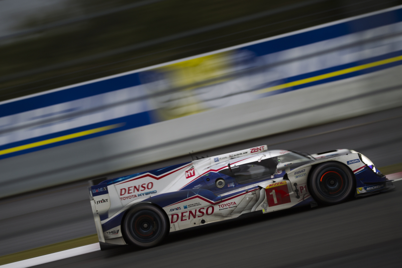 1/60秒 / F2.8 / ISO50 / キヤノンEOS-1D Mark IV / 125mm