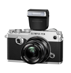 フィルムカメラ風の高品位ミラーレス「OLYMPUS PEN-F」 - デジカメ