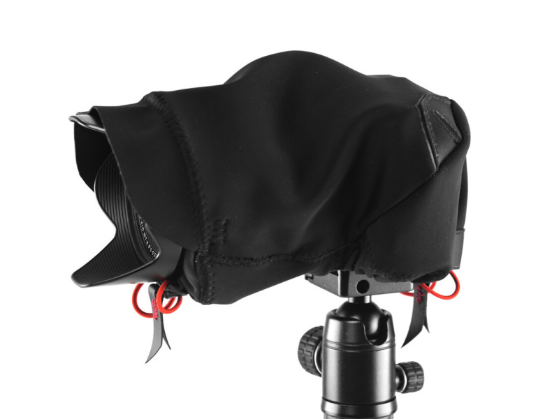 三脚に取り付けられる