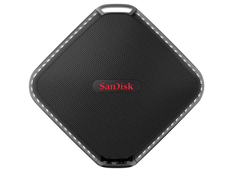 サンディスク エクストリーム500 ポータブル SSD。ラインナップ中、最もベーシックな製品。容量は120GB・240GB・480GBの3種類。店頭予想価格は1万5,000円前後、2万円前後、5万5,000円前後の見込み。