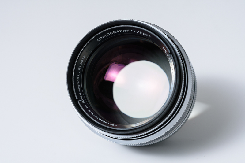 前後にマルチコートが施されて、発色がかなりよくなった印象。