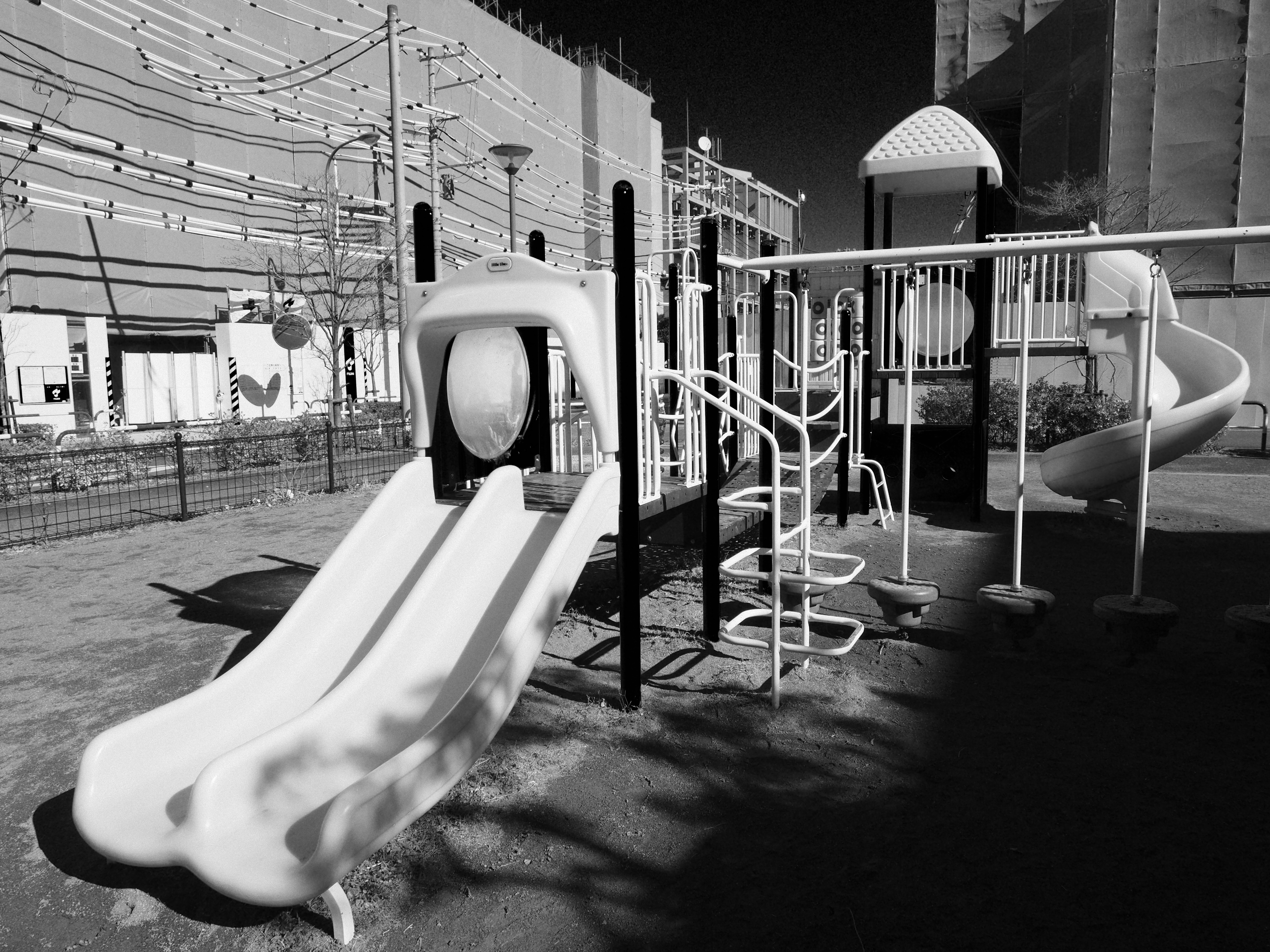 モノクロプリセット3（クラシックフィルムIR）