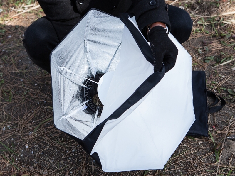 最後にディフューザーをかぶせ、マジックテープで止めたら完成だ