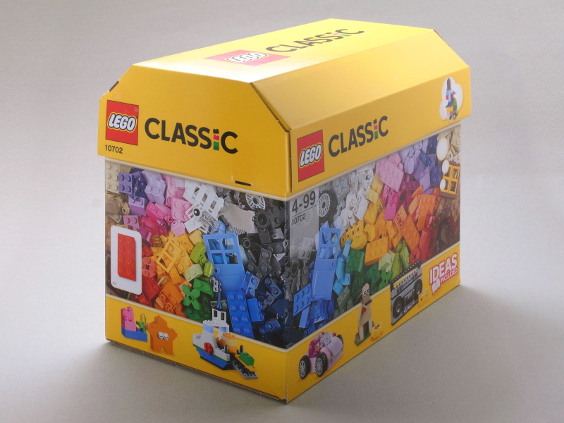 レゴブロックにはさまざまな組み立てキットがあるが、今回は昔ながらの基本ブロックがセットになった「レゴ クラシック」シリーズをセレクトした。合計583ピースのレゴブロックが入っていて、さまざまなものを作ることができる。