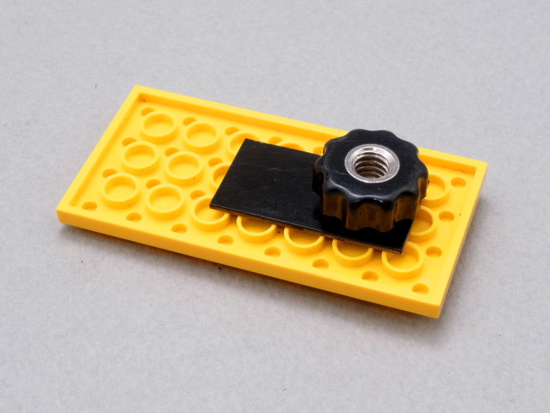 「カメラ装着用スペシャルブロック」を組み立てるとこのようになる。