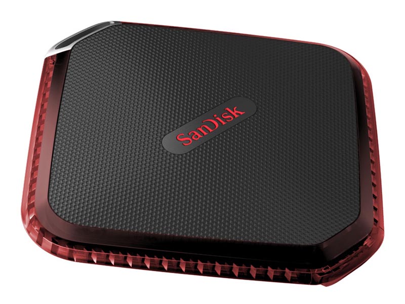 こちらは防滴タイプのサンディスク エクストリーム510 ポータブルSSD。容量は480GB。店頭予想価格は3万8,000円前後の見込み。