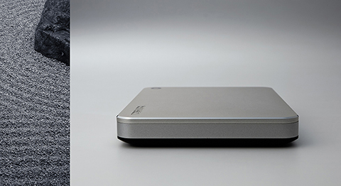 東芝、「日本の美」を演出したUSB3.0のポータブルHDD - デジカメ Watch