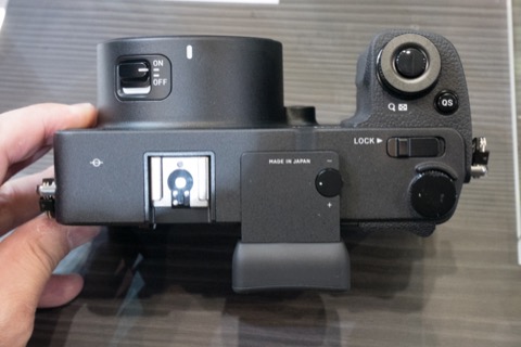 CP+2016】シグマ、フォビオンミラーレス「sd Quattro」ハンズオンを