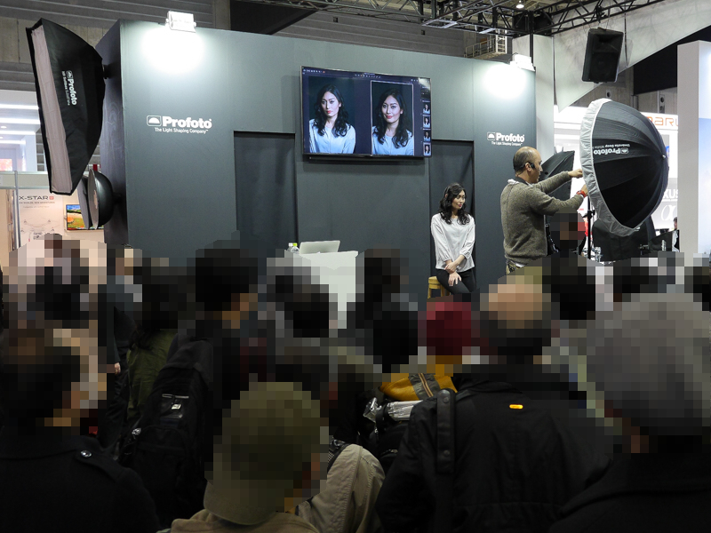 河野鉄平氏のステージが行われており、多くの来場者で賑わっていた