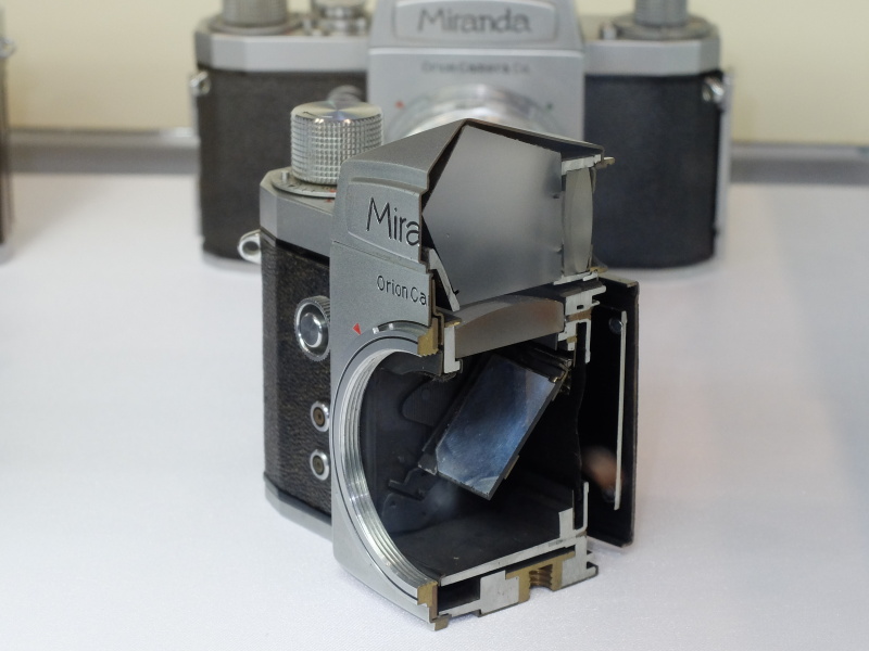 ミランダT。国産初のペンタプリズム式一眼レフカメラ