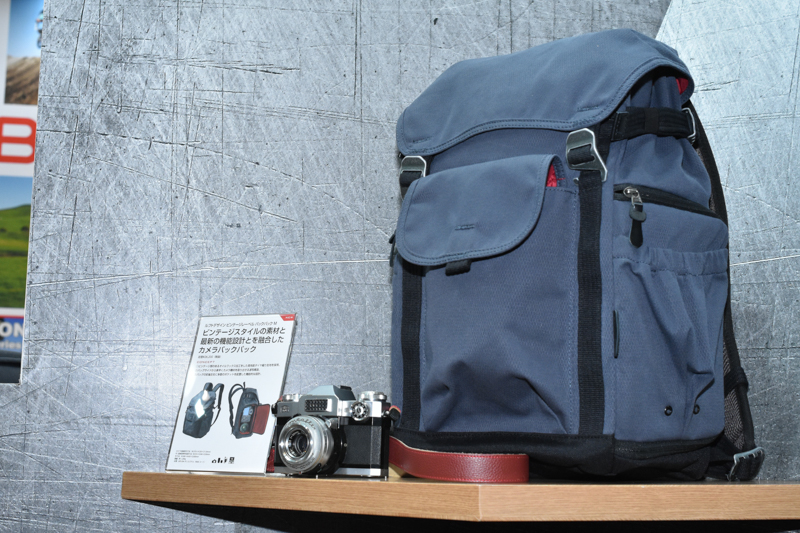 コットン風素材を用いた「ルフトデザイン　ビンテージレーベル」の「バックパックM」