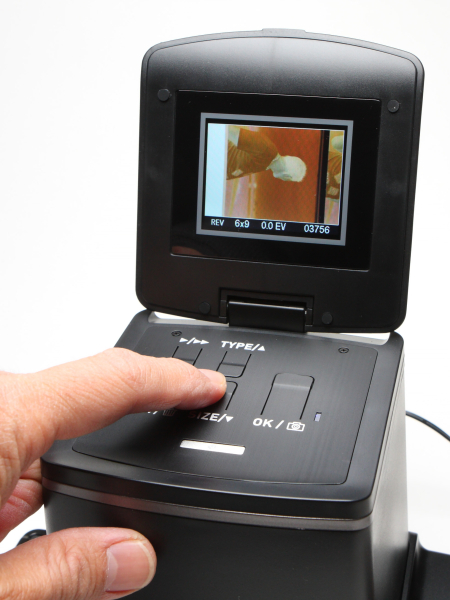 フィルムサイズを選択。選んだサイズに合わせてマスクが現れる